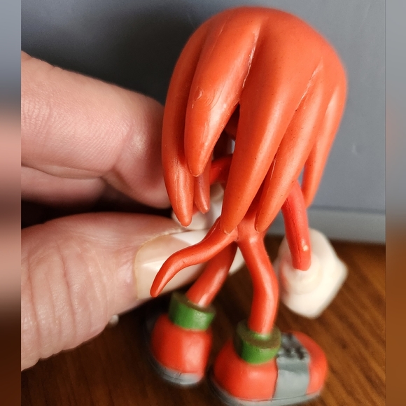 Retro Vintage Collectible Action Figure Nendroid Knuckles Sonic the Hedgehog - Picture 8 of 11